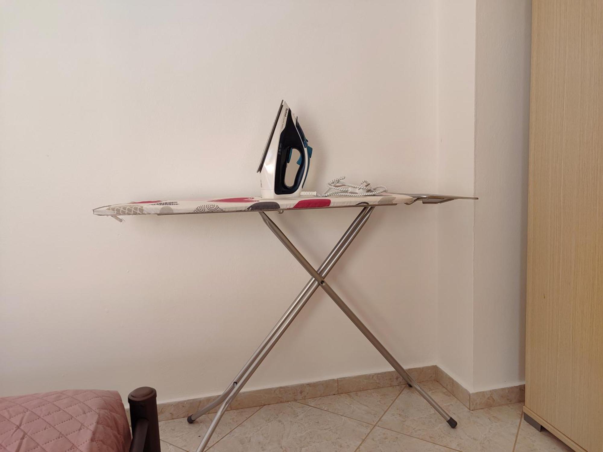 Georgia'S Family Apartment Kandiye Dış mekan fotoğraf