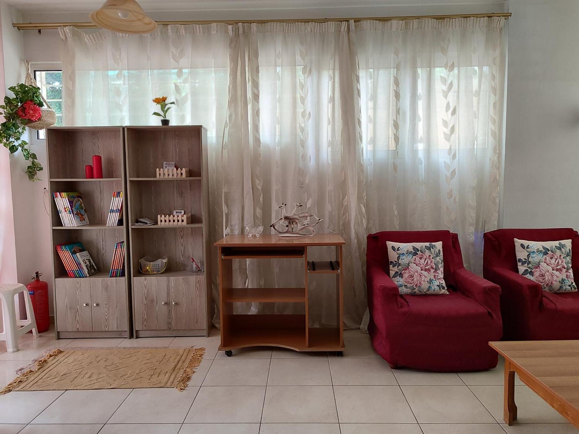 Georgia'S Family Apartment Kandiye Dış mekan fotoğraf